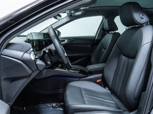 Used 2025 Audi A5 2.0T Premium w/ Convenience Package image 6