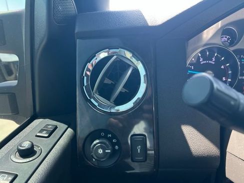 Used 2016 Ford F250 Platinum w/ FX4 Off-Road Package AWD/4WD image 15