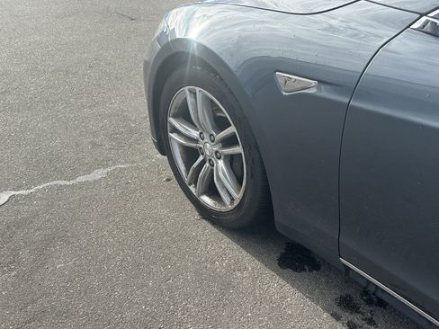 Used 2013 Tesla Model S image 31