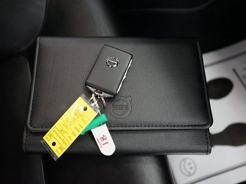 Used 2019 Volvo XC90 T5 Momentum w/ Protection Package image 59