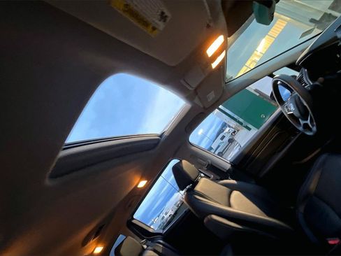 Used 2025 Honda Odyssey EX-L image 22