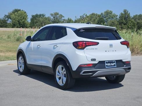 Used 2025 Buick Encore GX Preferred FWD image 5