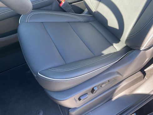 New 2026 GMC Yukon XL Elevation image 21