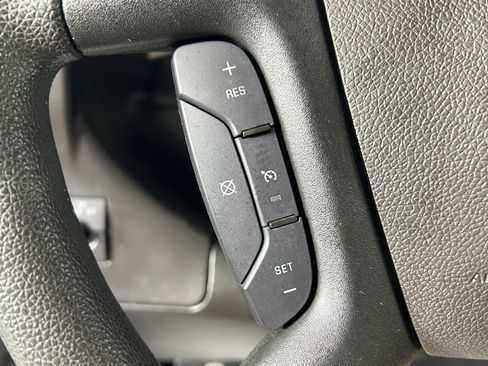Used 2023 Chevrolet Express 3500 LS image 24
