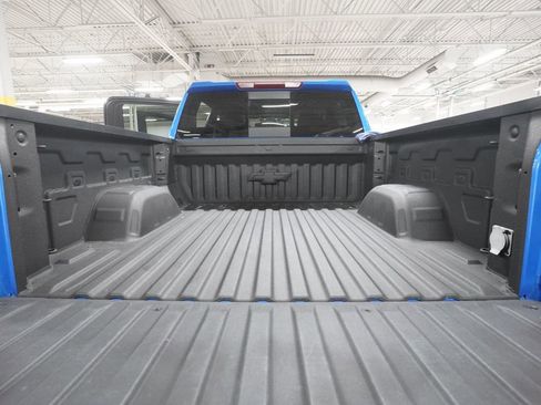 Used 2023 Chevrolet Silverado 1500 LT Trail Boss w/ Convenience Package II AWD/4WD image 10