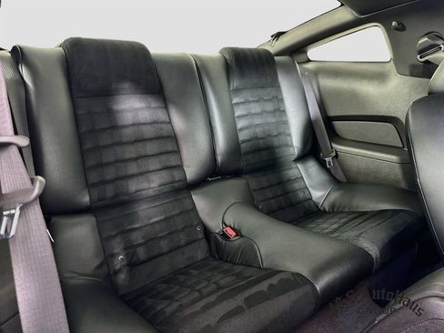 Used 2010 Ford Mustang GT RWD image 32