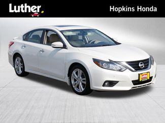 Used 2017 Nissan Altima 3.5 SL w/ 3.5SL Technology Package FWD video 1