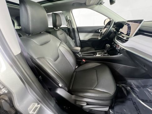 Used 2022 Jeep Compass Limited w/ Sun and Sound Group AWD/4WD image 28