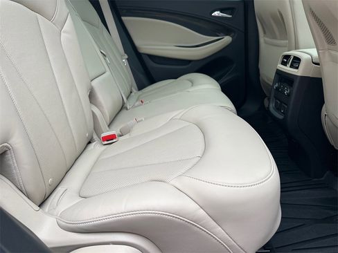 Used 2020 Buick Envision Premium w/ Driver Confidence Package image 16