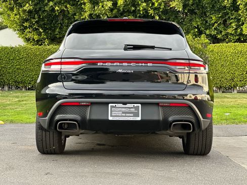 Certified 2025 Porsche Macan AWD/4WD image 7