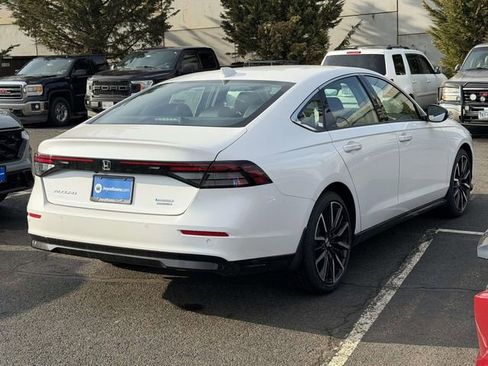 New 2026 Honda Accord Touring image 2