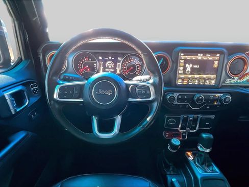 Used 2022 Jeep Gladiator Mojave w/ Cold Weather Group AWD/4WD image 6