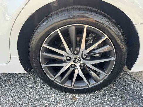 Used 2022 Toyota Camry XLE FWD image 34