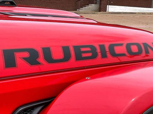 Used 2023 Jeep Wrangler Rubicon w/ Steel Bumper Group AWD/4WD image 7