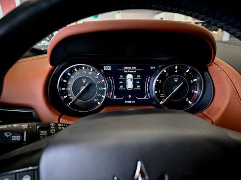 Used 2022 Maserati Levante GT image 29