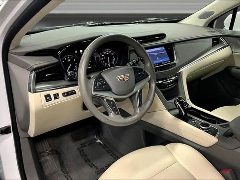 Certified 2023 Cadillac XT5 Premium Luxury w/ Technology Package AWD/4WD image 17