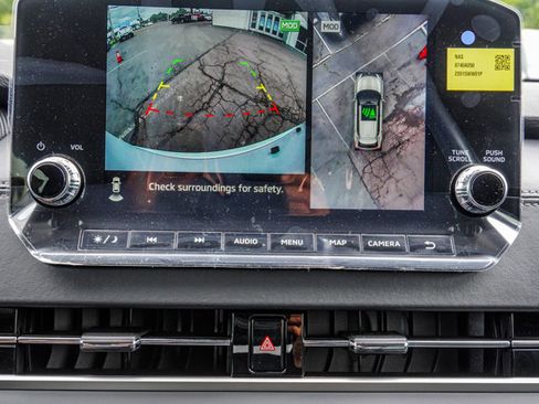 New 2025 Mitsubishi Outlander SEL image 24