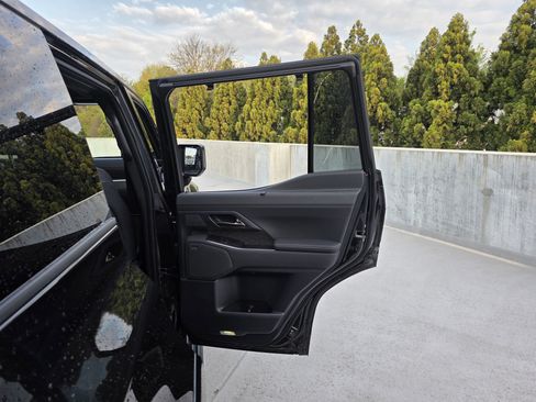 Used 2024 Lexus GX 550 image 22