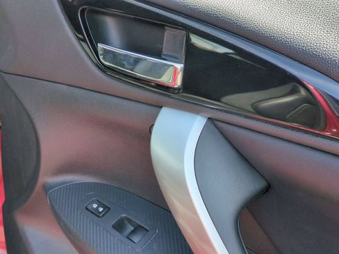 Used 2025 Mitsubishi Eclipse Cross SE AWD/4WD image 34
