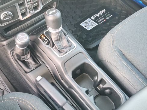New 2026 Jeep Wrangler Unlimited Sport AWD/4WD image 16