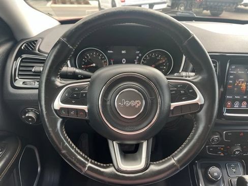 Used 2019 Jeep Compass Limited AWD/4WD image 38