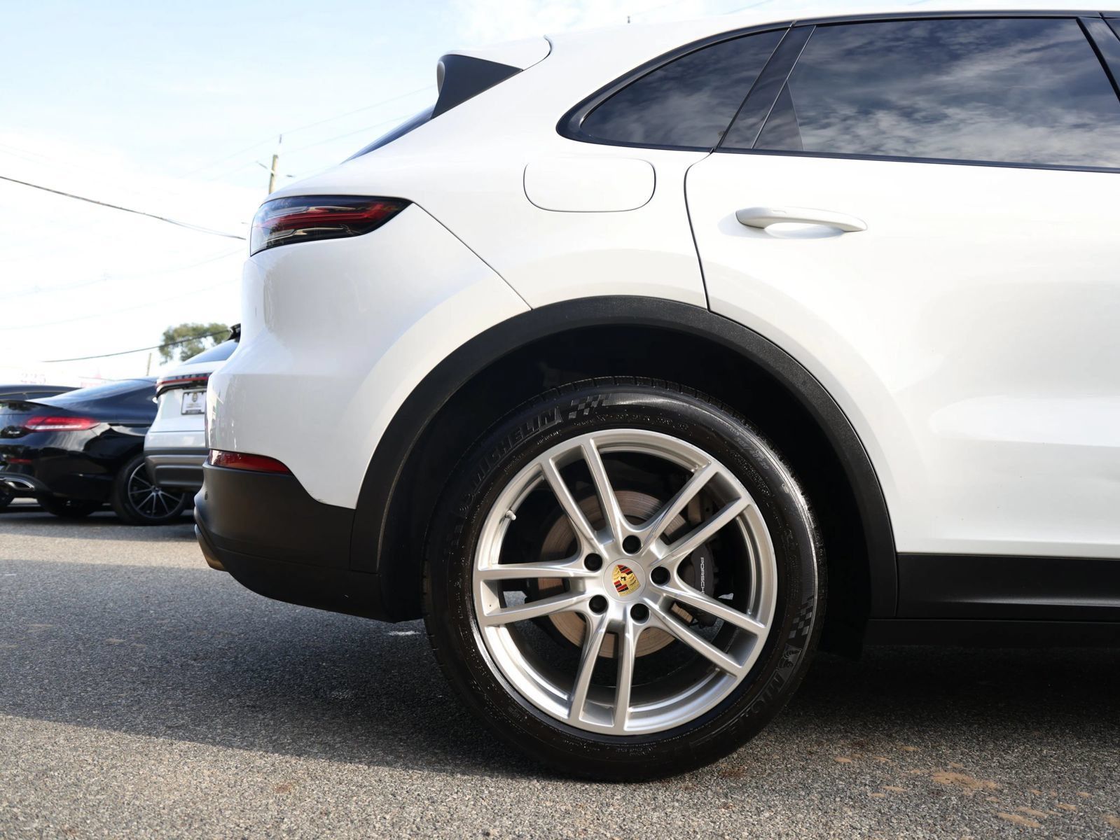 Used 2019 Porsche Cayenne AWD/4WD image 7