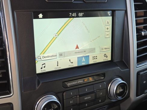 Certified 2018 Ford F150 Lariat w/ Equipment Group 502A Luxury image 21