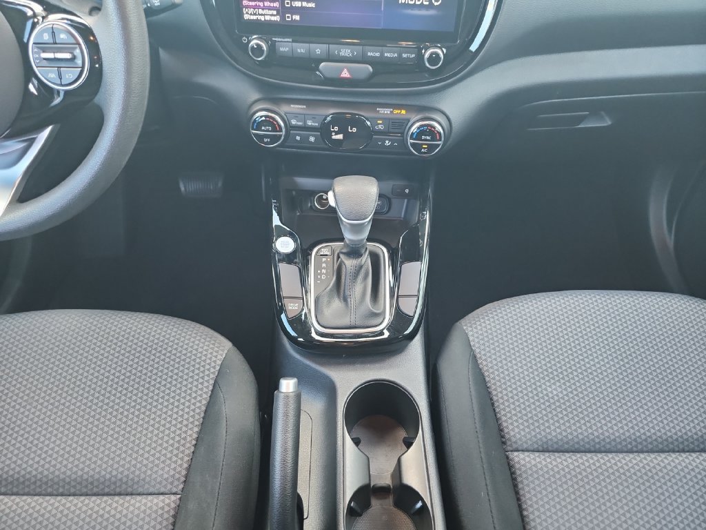 Certified 2024 Kia Soul S FWD image 15