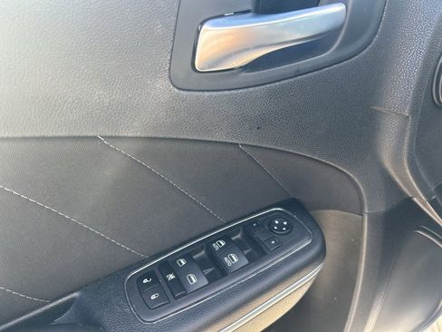 Used 2023 Dodge Charger SXT image 10