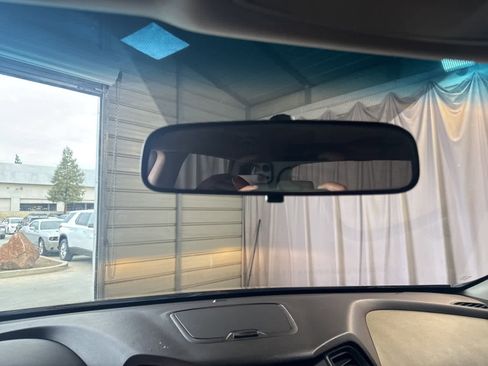 Used 2017 Hyundai Santa Fe Sport image 25