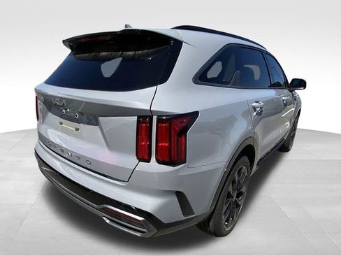 Used 2022 Kia Sorento SX FWD image 9