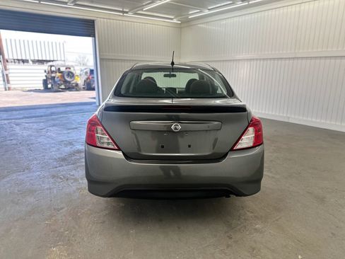 Used 2017 Nissan Versa SV image 6