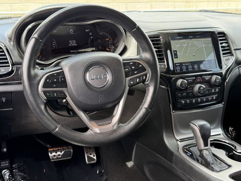 Used 2019 Jeep Grand Cherokee High Altitude RWD image 32