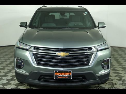 Used 2022 Chevrolet Traverse LT w/ LPO, Floor Liner Package image 18