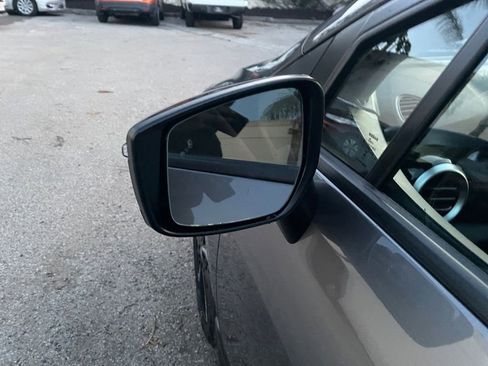 New 2025 Nissan Versa SR w/ Trunk Package image 35