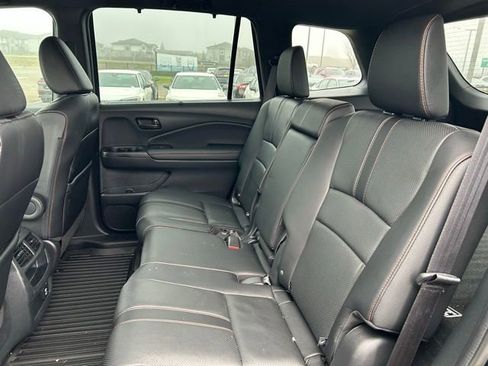 Used 2022 Honda Passport TrailSport image 13