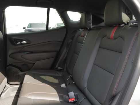 New 2026 Chevrolet Trax RS w/ Driver Confidence Package FWD image 25