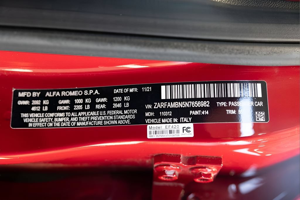 Used 2022 Alfa Romeo Giulia Veloce RWD image 81