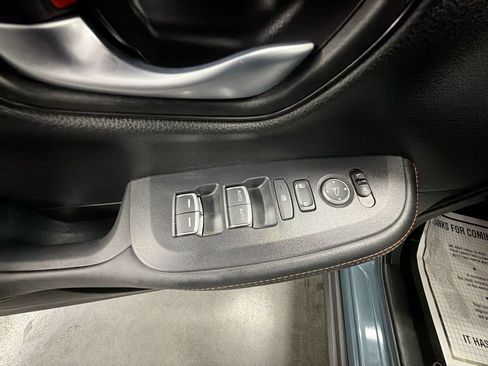 Used 2025 Honda HR-V Sport image 21