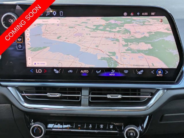 Used 2026 Chevrolet Equinox EV LT FWD image 15