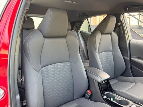 Used 2022 Toyota Corolla SE FWD image 33