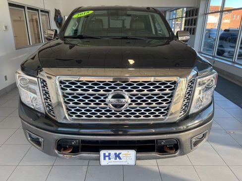 Used 2018 Nissan Titan Platinum Reserve image 2