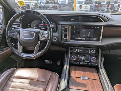Certified 2023 GMC Yukon Denali Ultimate AWD/4WD image 15