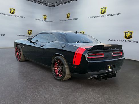 Used 2016 Dodge Challenger R/T Scat Pack image 3