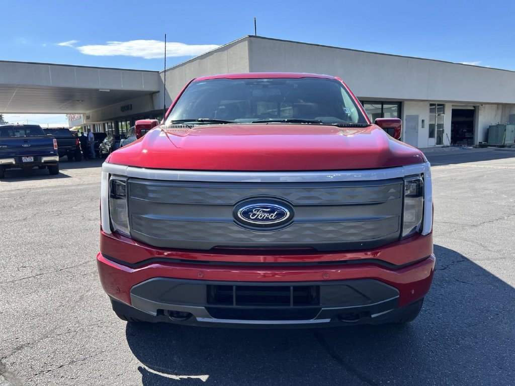 Used 2023 Ford F150 Lightning Lariat AWD/4WD image 3