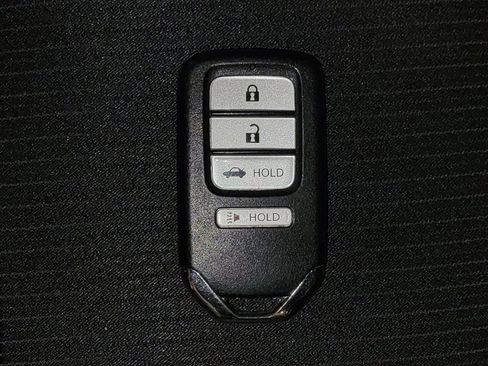 Used 2018 Honda Accord Sport image 32
