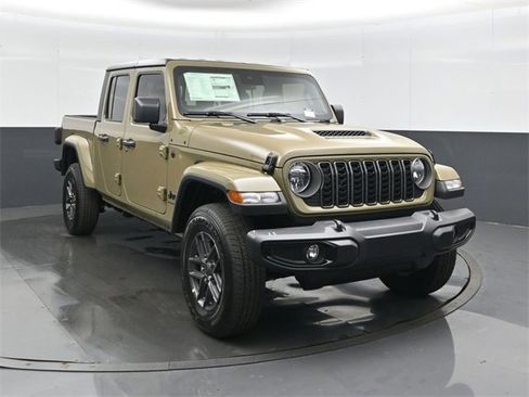 New 2025 Jeep Gladiator Sport image 10