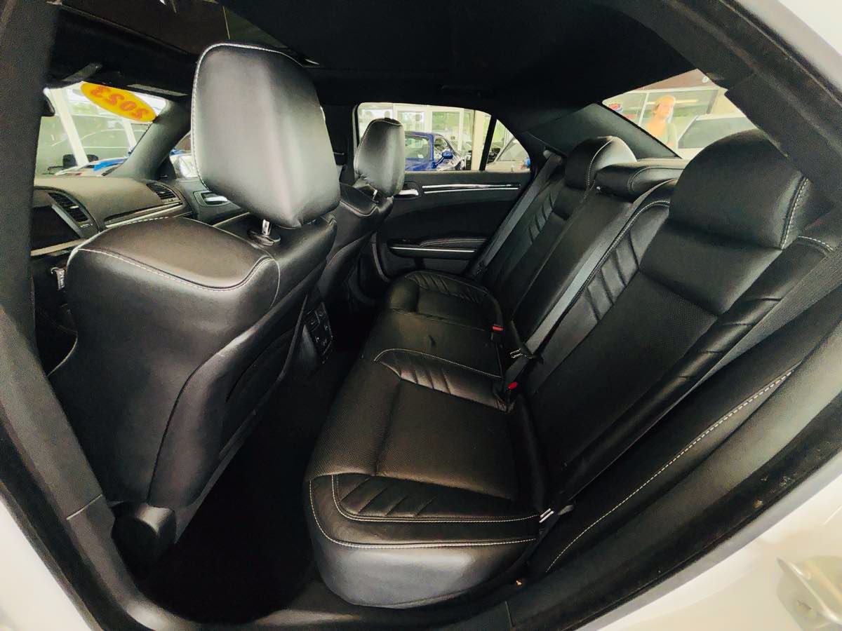 Used 2023 Chrysler 300 C RWD image 36