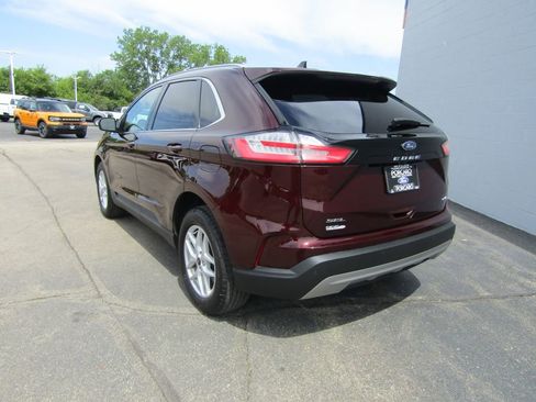 Used 2024 Ford Edge SEL w/ Convenience Package AWD/4WD image 4