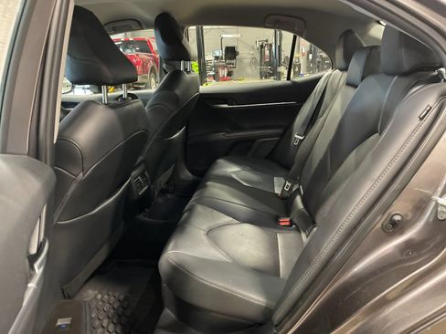 Used 2024 Toyota Camry XLE FWD image 14